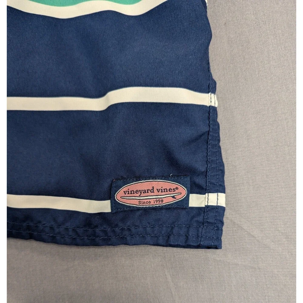 Vineyard Vines Board Shorts Mens 34 Striped Green Drawstring Polyester Swimwear
